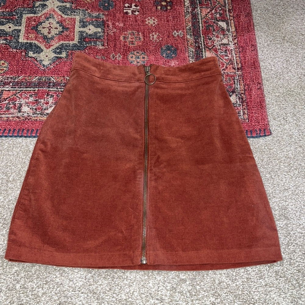 Red skirt